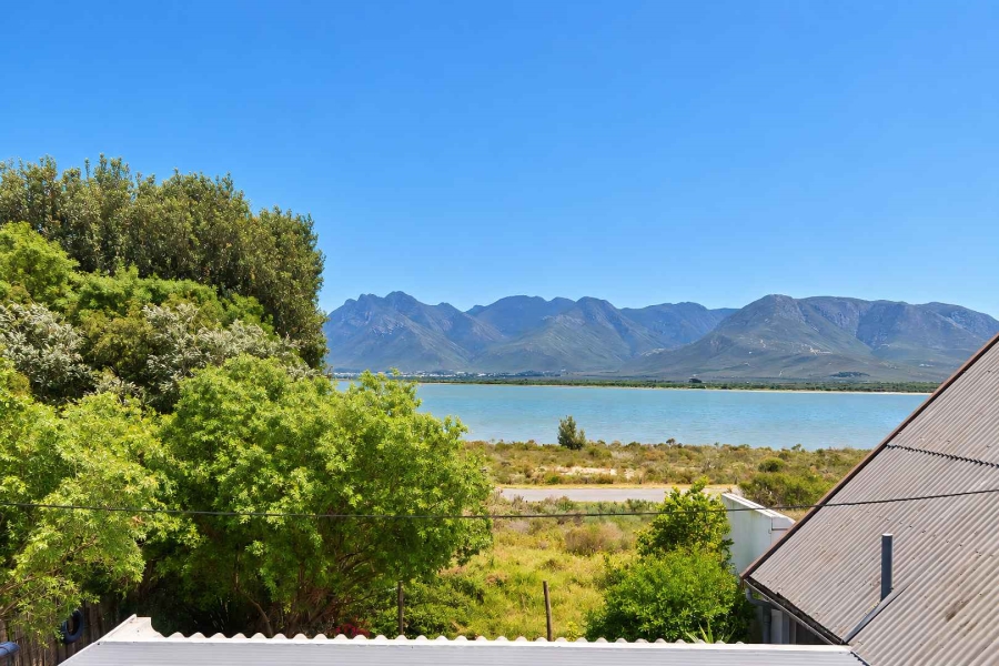5 Bedroom Property for Sale in Fisherhaven Western Cape